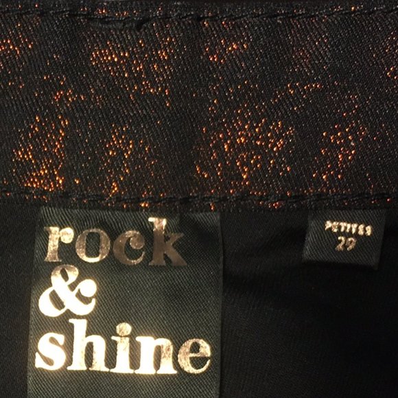 🌸4/$30🌸 Rock and Shine Copper Metallic Skinny Jeans - Picture 3 of 5